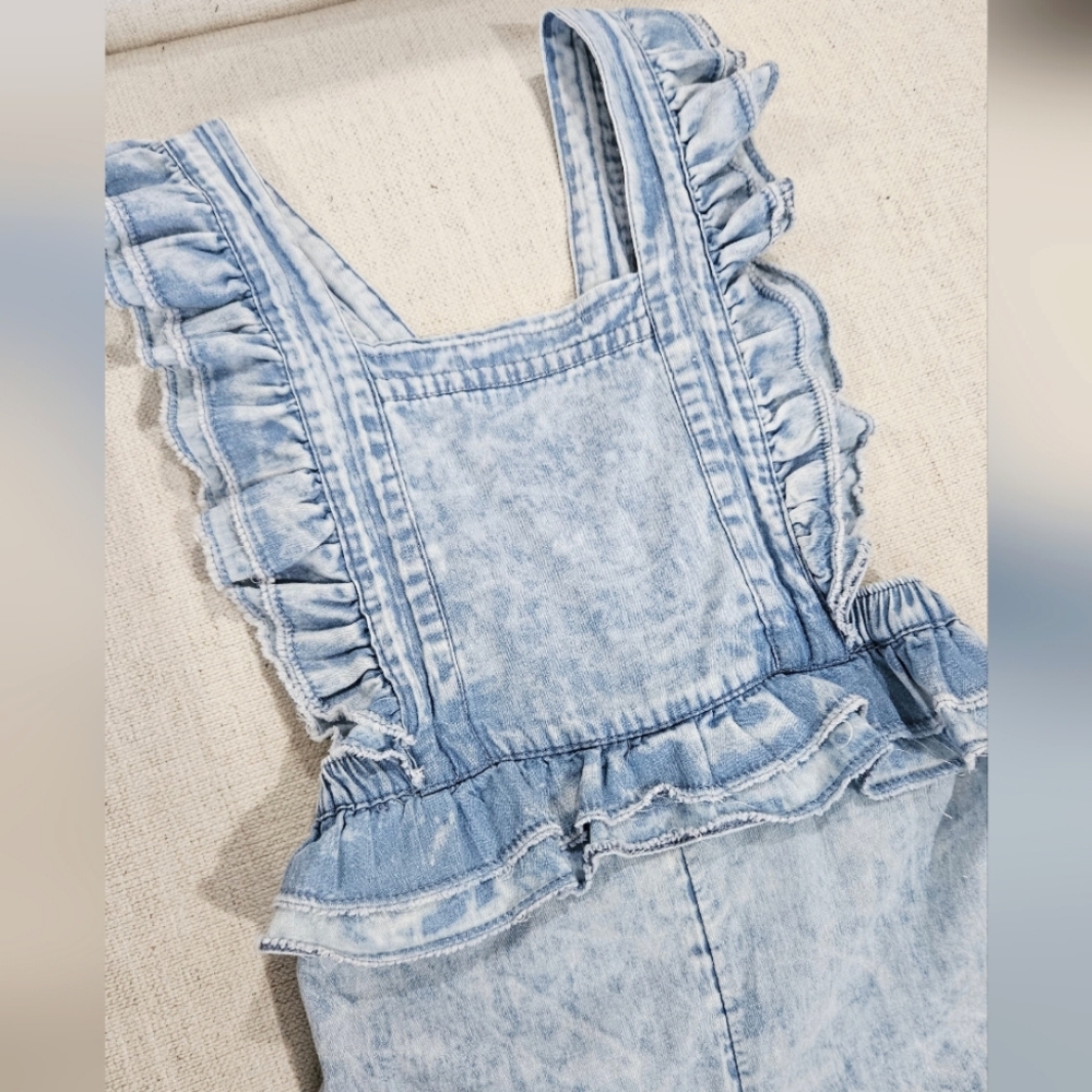 Jean romper - Picture 3 of 5